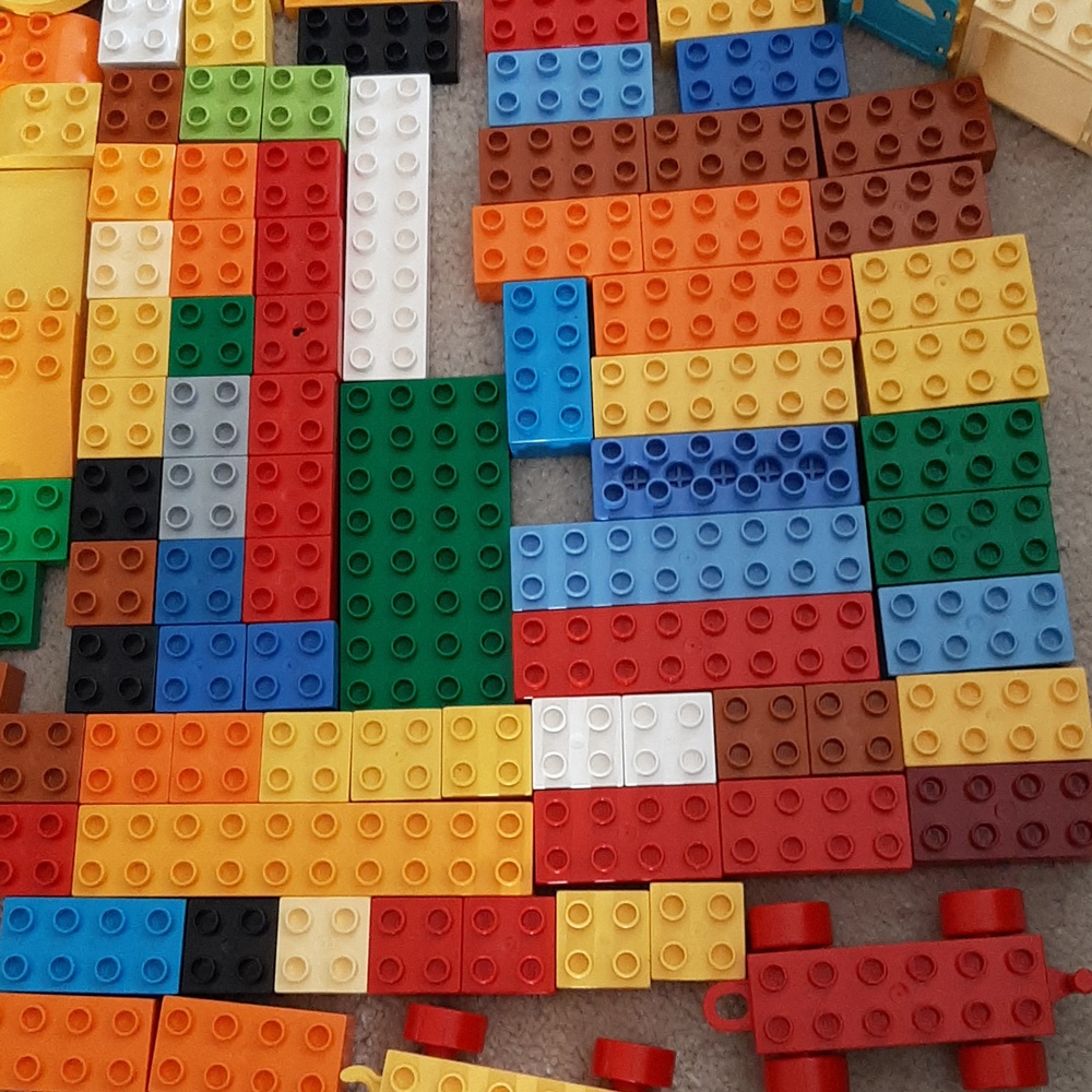 Classic Lego Duplo Building Blocks Assortment - Picture 5 of 6